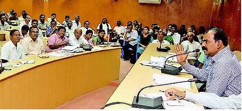 கோமாரி நோய் பாதிப்புக்கு நிவாரணம்: அரசுக்கு விவசாயிகள் கோரிக்கை