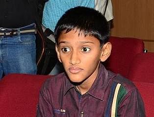 ரூ.1 கோடி கேட்டு கடத்தப்பட்ட மாணவரை 5 மணி நேரத்துக்குள் மீட்ட மதுரை போலீசார்