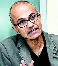 சத்யா நாதெள்ளா - இவரைத் தெரியுமா ?