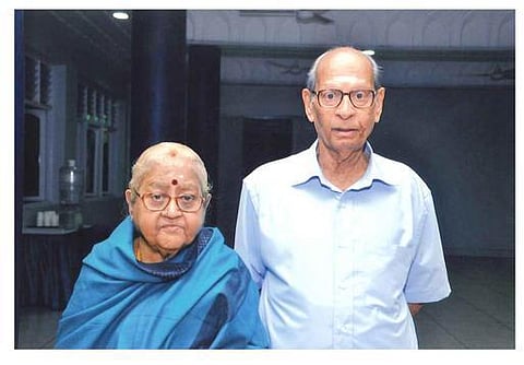 ஊகத்தின் அடிப்படையில் வரலாறு உருவாக்கப்படுகிறது: சீனி.விசுவநாதன்