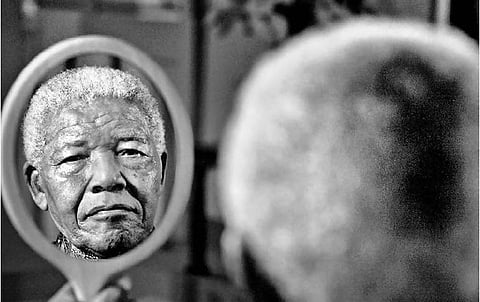 ரூ.1.2 கோடிக்கு விற்பனையான மண்டேலாவின் புகைப்படம்