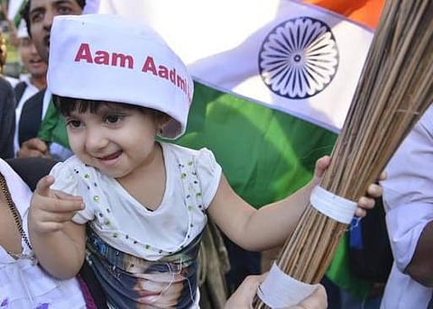 ஆம் ஆத்மியின் ஆச்சர்ய எழுச்சியும் சமூக வலைத்தள தாக்கமும்!