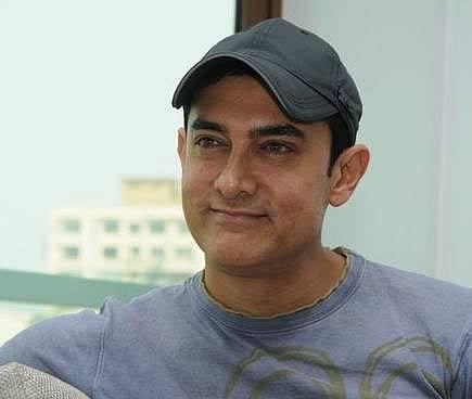 சென்னை பட விழாவுக்கு சொந்த செலவில் வருகிறார் அமீர் கான்