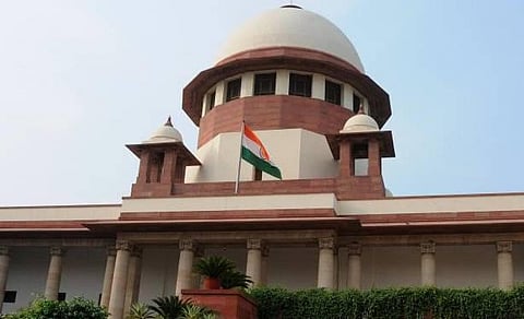 வாகனங்களில் சிவப்பு சுழல் விளக்கு: உச்ச நீதிமன்றம் கட்டுப்பாடு