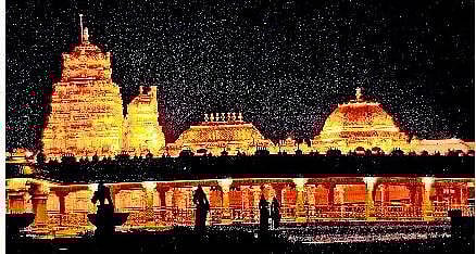 தென்னகத்தின் பொற்கோயில்