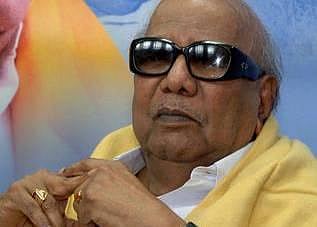 காங்., பாஜக இல்லாத தனி அணியில் திமுக போட்டியிடும்:  கருணாநிதி உறுதி