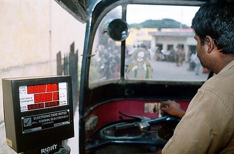 சென்னை: ஆட்டோக்கள் பற்றிய புகார்களுக்கு புதிய தொடர்பு எண்கள்