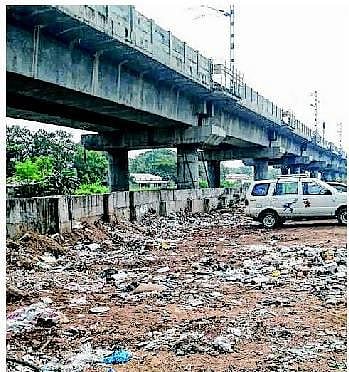 சென்னை: குப்பைத் தொட்டியாகும் பக்கிங்ஹாம் கால்வாய்