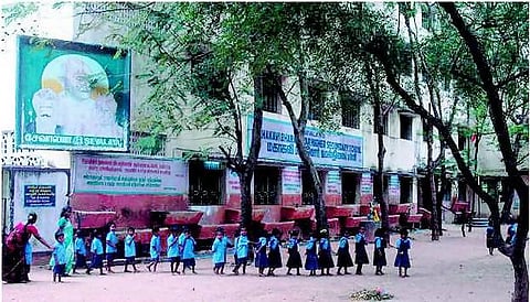 அன்ன யாவினும்...