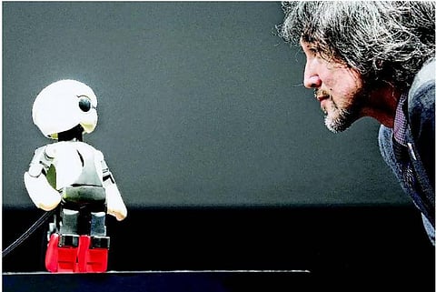 நாளைய உலகம்