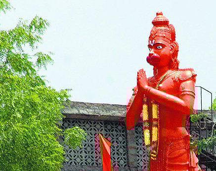 ஆஞ்சனேயர் செந்தூரமானது ஏன்?