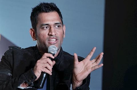 தொடர்ந்து கேப்டனாக இருப்பதில் மகிழ்ச்சியே: தோனி