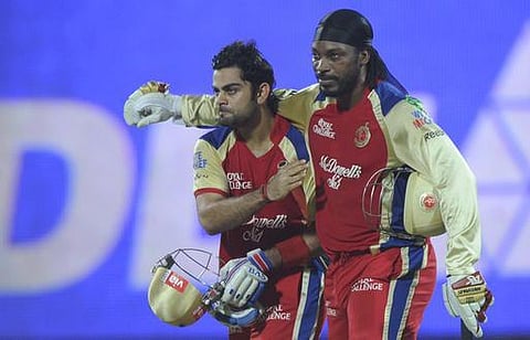 ஐபிஎல்: பெங்களூர் அணியில் கெயில், கோலி, டி வில்லியர்ஸ் நீடிப்பு