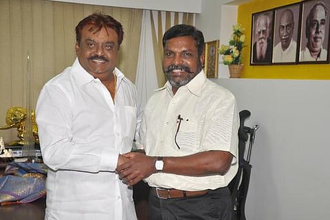 விஜயகாந்துடன் திருமாவளவன் சந்திப்பு