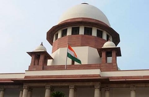 நீதிபதிகள் மீதான பாலியல் புகார்: மத்திய அரசுக்கு உச்ச நீதிமன்றம் நோட்டீஸ்