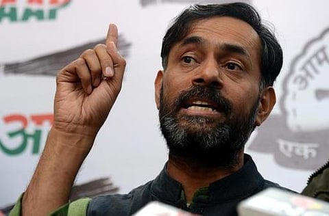 எம்.எல்.ஏ. பின்னி மீது ஒழுங்கு நடவடிக்கை: ஆம் ஆத்மி