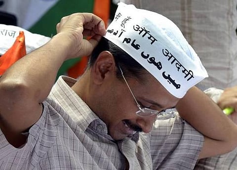 ஆம் ஆத்மி அரசை கவிழ்க்க ரூ.20 கோடி﻿: பாஜக மீது எம்.எல்.ஏ புகார்﻿