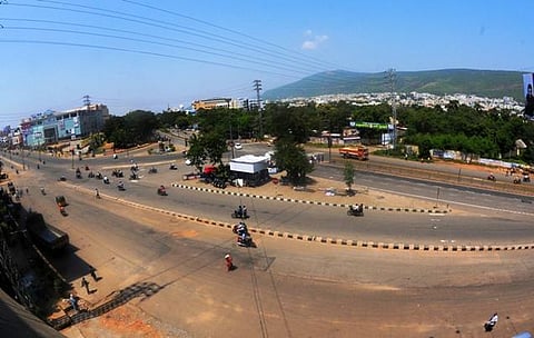 ஆந்திராவில் வெடிக்கிறது போராட்டம்: பிப்.6 முதல் அரசு ஊழியர்கள் வேலைநிறுத்தம்﻿