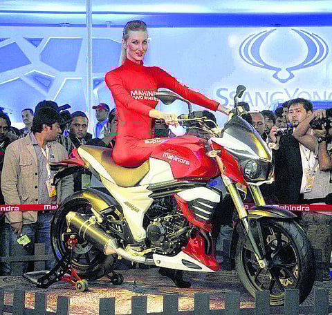 ரூ. 5 ஆயிரம் கோடி முதலீடு: மஹிந்திரா திட்டம்