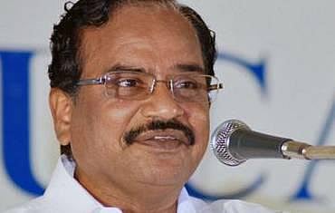 காந்திய மக்கள் இயக்கம் கட்சியாக மாறுகிறது: தமிழருவி மணியன் தகவல்﻿