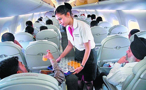 பாலியல் தொந்தரவு : ஆகாயத்திலும் அத்துமீறல்