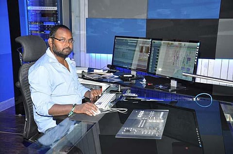 நாங்கள் அடுத்த கட்ட கலைஞர்கள்