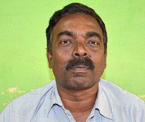 ஒப்பந்தத் தொழிலாளர்கள் வாழ்க்கையில் ஒளியேற்றுங்கள்-  டி. ஜெயராமன்