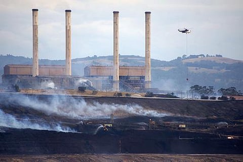 ஆஸ்திரேலியாவில் தீப்பிடித்து எரியும் நிலக்கரி சுரங்கம்: நகரை காலி செய்ய ஆலோசனை﻿