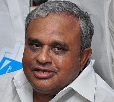 காங். ஆட்சியே பெண் குலத்திற்கு பொற்காலம்: ஞானதேசிகன்