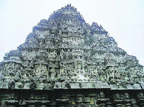 மக்கள் மறந்த மாநகரம்