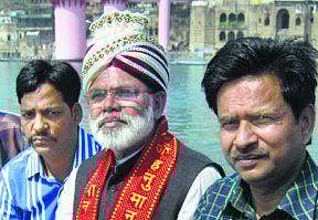 ‘டூப்ளிகேட்’ மோடியால் பரபரப்பு