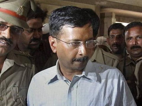 ஹரியானா பிரச்சாரத்தில் கேஜ்ரிவால் மீது மர்ம நபர் தாக்கு