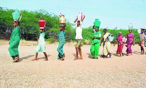 வளர்ச்சியின் வாசலை எட்டிப் பார்க்காத சிவகங்கை!