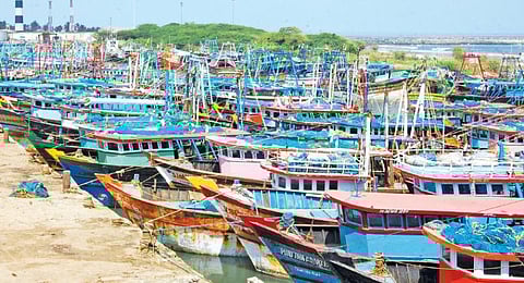 நாகப்பட்டினம் துறைமுகப் பணிகளை முடிப்பது எப்போது?