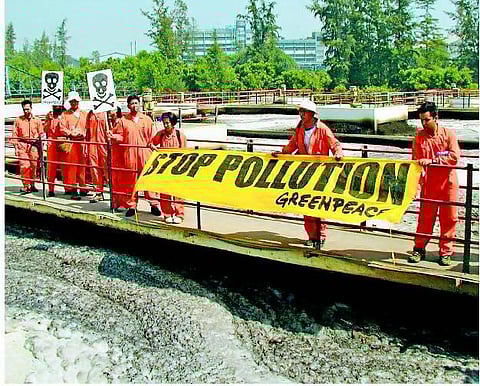 மாசுபடுத்தும் தொழிற்சாலைகள் குஜராத்தில் அதிகரிப்பு﻿