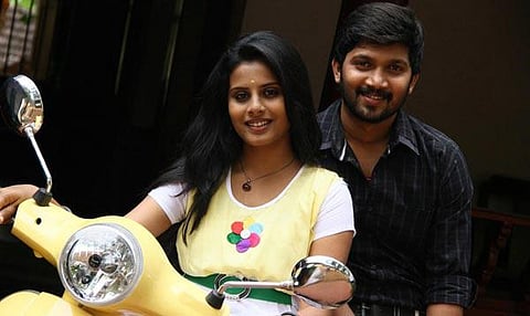 கேரள நாட்டிளம் பெண்களுடனே﻿: திரை விமர்சனம் - இந்து டாக்கீஸ் குழு