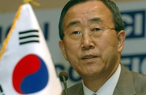 ஐ.நா. தீர்மானத்தை செயல்படுத்த ஒத்துழைக்கும்படி  இலங்கைக்கு பான்கி மூன் வலியுறுத்தல்﻿: மனித உரிமை மீறல் புகார் பற்றி சர்வதேச விசாரணை﻿