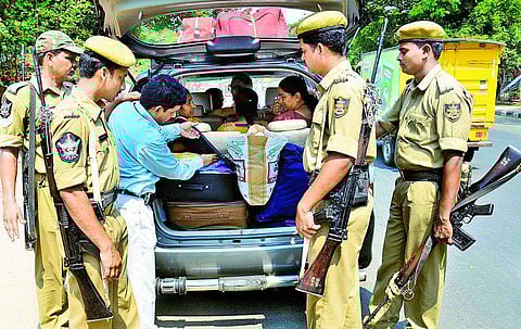 தேர்தல் பாதுகாப்புப் பணிக்காக தமிழகத்துக்கு மேலும் 3500 துணை ராணுவ வீரர்கள்