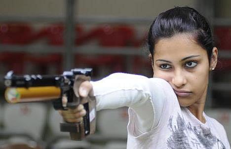 மகளிர் ஏர் பிஸ்டல் உலகத் தரவரிசை: இந்தியாவின் ஹீனா சித்து முதலிடம்