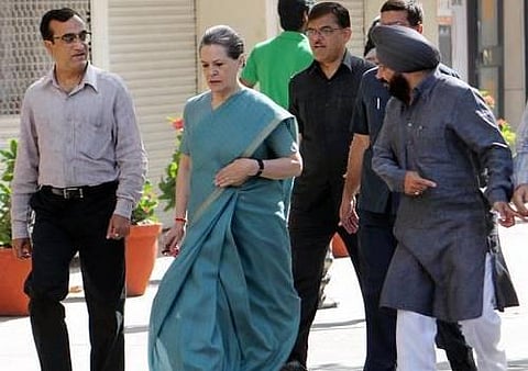 மக்களவை மூன்றாம் கட்டத்  தேர்தல்: 91 தொகுதிகளில் வாக்குப்பதிவு