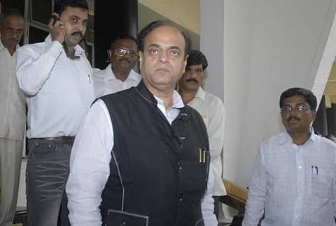 பலாத்காரம் செய்யப்பட்ட பெண்ணையும் தூக்கிலிட வேண்டும்: சமாஜ்வாதி மூத்த தலைவர் அபு ஆஸ்மி சர்ச்சைப் பேச்சு﻿