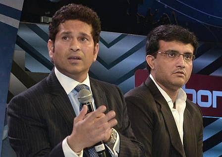 இந்தியன் சூப்பர் லீக்: கொச்சி அணியை வாங்கினார் சச்சின் டெண்டுல்கர்﻿