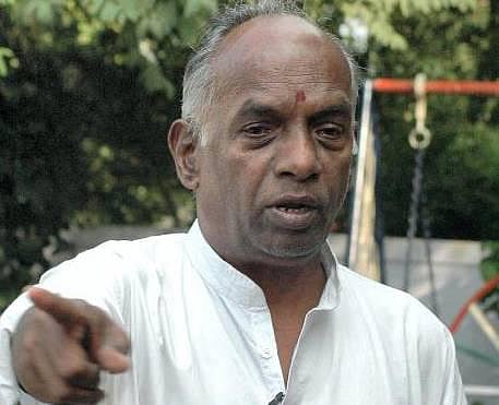 பாஜக, காங்கிரஸின் கறுப்பு பண புழக்கத்தை தடுக்க வேண்டும்: தேர்தல் ஆணையத்துக்கு கோவிந்தாச்சார்யா கடிதம்﻿