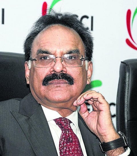 நிதித்துறைச் செயலர் அர்விந்த் மாயாராம்﻿