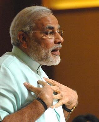 என்னைத் தடுக்க முயற்சிக்கிறது காங்கிரஸ்: பதான்கோட் பொதுக் கூட்டத்தில் நரேந்திர மோடி குற்றச்சாட்டு﻿