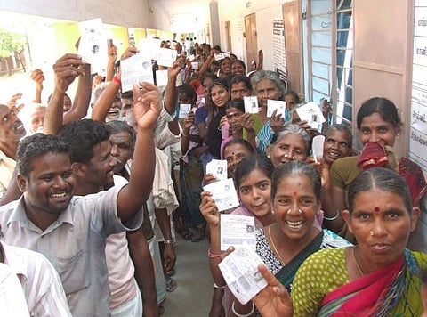 தென்மாவட்ட மக்களவைத் தொகுதிகளில்  ஆண்களை மிஞ்சிய பெண் வாக்காளர்கள்﻿