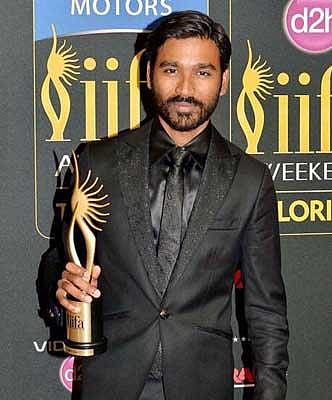 ஐ.ஐ.எஃப்.ஏ விருது வென்ற தனுஷ்
