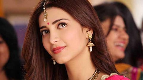 சிவப்பு என்பது அழகல்ல!﻿: ஸ்ருதி ஹாசன் பேட்டி