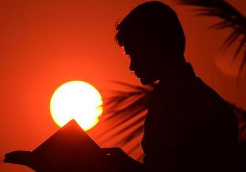 பெற்றோர்களுக்கு முன்னாள் பிளஸ் 2 மாணவனின் கடிதம்!