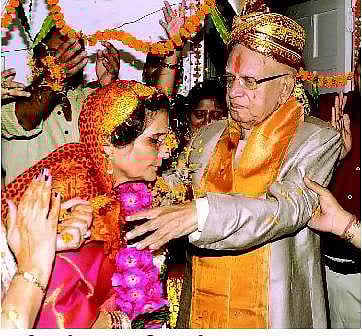 88 வயதில் மாப்பிள்ளையானார் என்.டி.திவாரி﻿: முக்கிய விருந்தினராக அவரது 34 வயது மகன்﻿